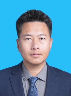 能子证件照06标准二寸 能子证件照06标准二寸