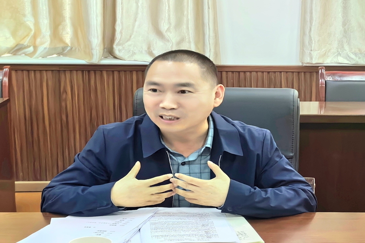 任万军 任万军