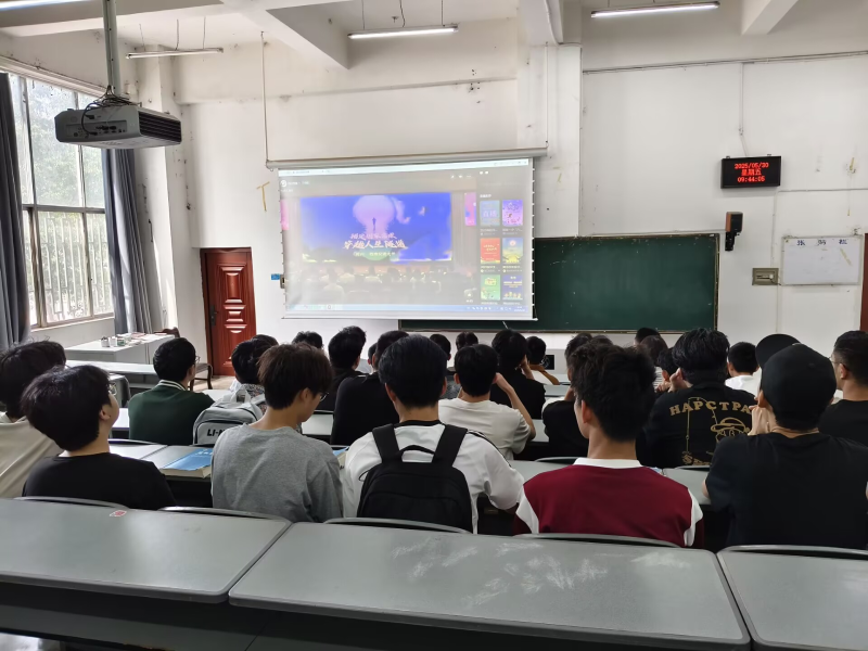 红色进校园学生2025.5.30 红色进校园学生2025.5.30