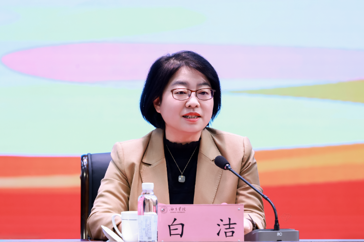 8febb1dc-b41e-45c3-9950-8fe1e1d566ea